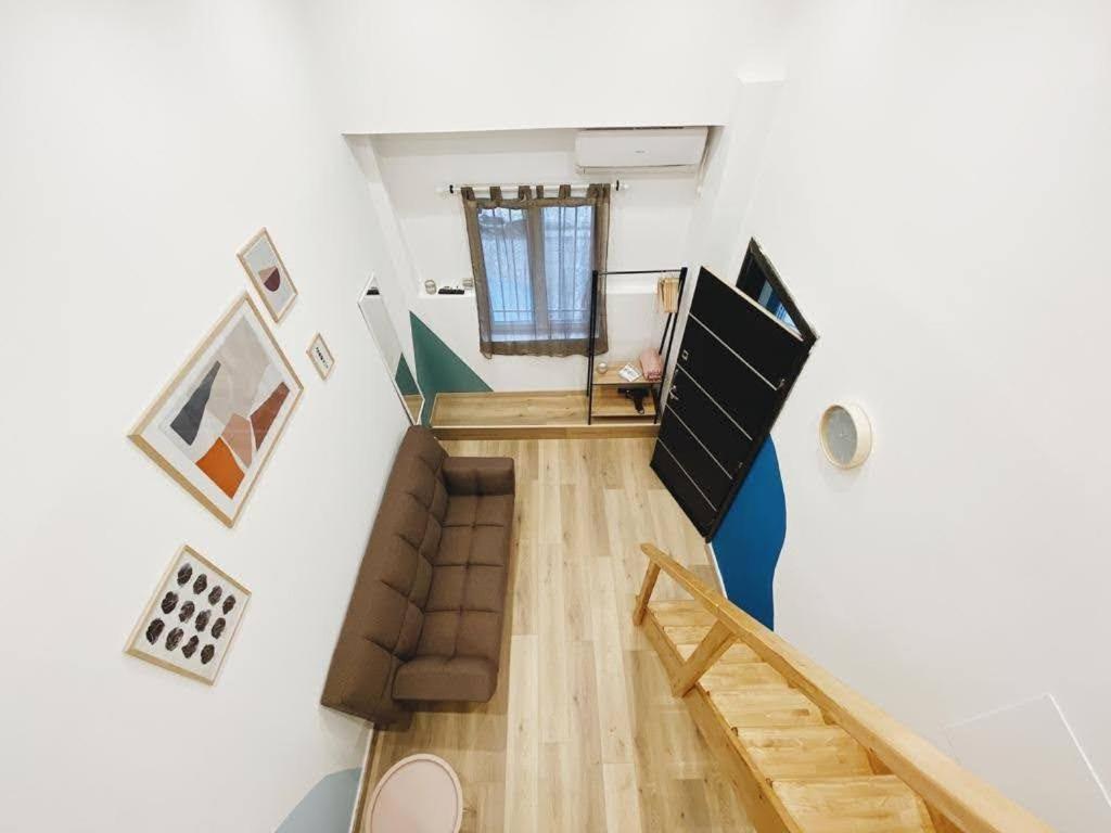 Velestinou Private Maisonette Lägenhet Aten Exteriör bild