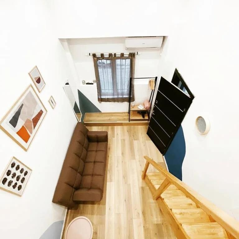 Velestinou Private Maisonette Lägenhet Aten Exteriör bild